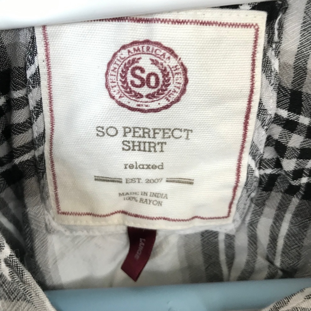 Women's button down - Picture 3 of 3